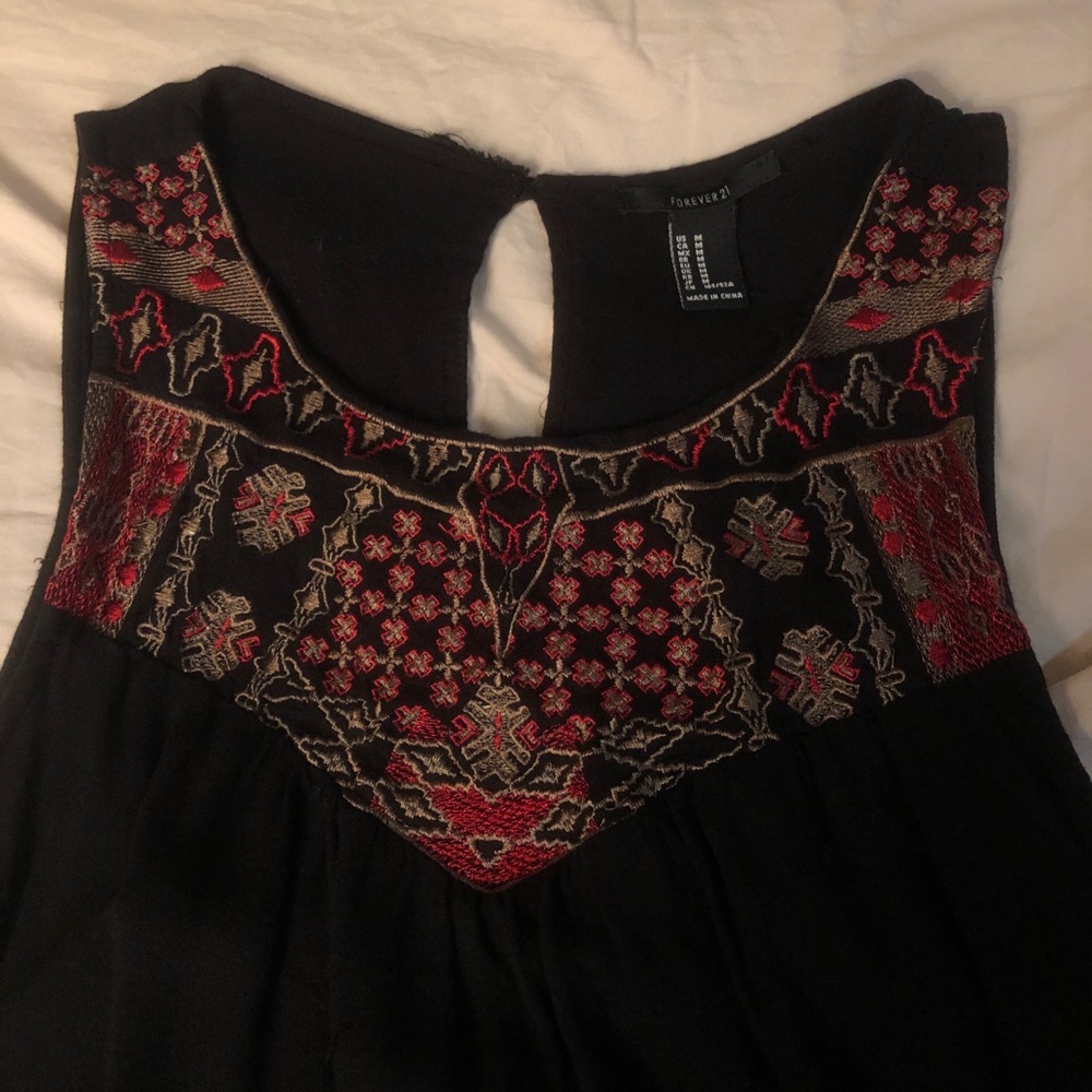 Black Top with Red/Brown